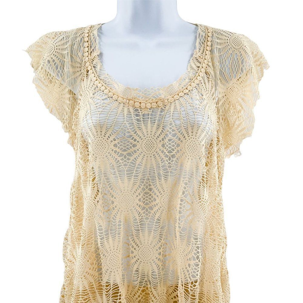 Altar'd State Crochet Open Knit Short Sleeve Tunic Top With Open Back - Picture 2 of 7